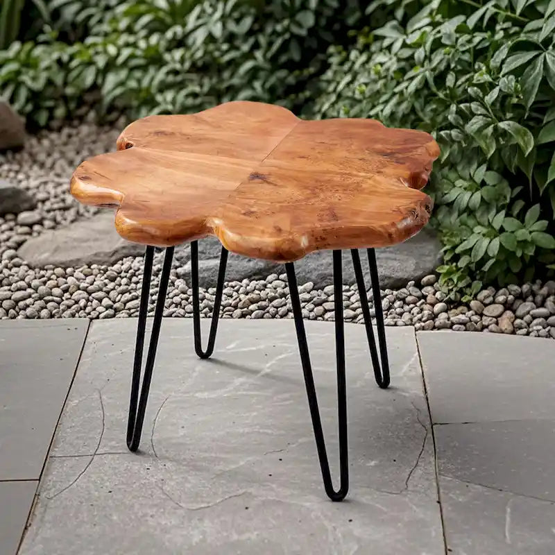 Table basse en bois naturel à bords bruts, 4 panneaux, 1 personne, pieds épingles