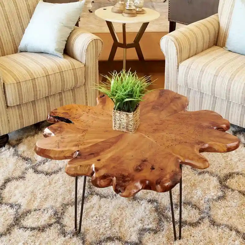 Table basse en bois naturel à bords bruts, 4 panneaux, 1 personne, pieds épingles