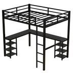 Lit mezzanine en métal noir pleine grandeur en forme de L avec bureau, étagères, échelle et barrières de sécurité, 1 personne